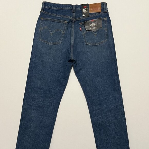 Levi's 501 Premium Jeans *NWT Original Cropped Button Fly Women's size 28x26 - Picture 8 of 11